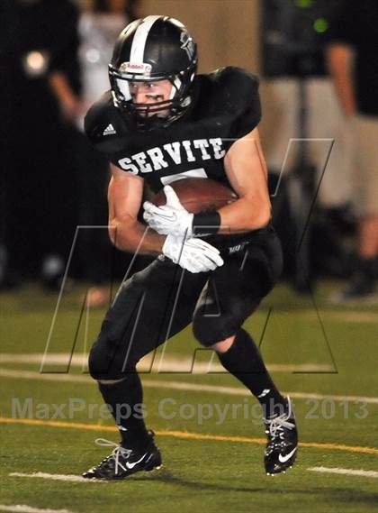 Thumbnail 3 in De La Salle vs. Servite photogallery.