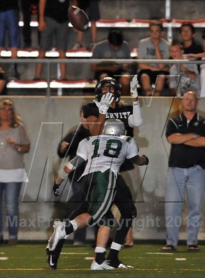 Thumbnail 2 in De La Salle vs. Servite photogallery.