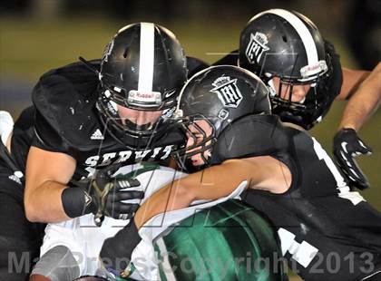 Thumbnail 2 in De La Salle vs. Servite photogallery.
