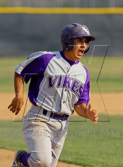 Thumbnail 2 in Valencia @ Saugus photogallery.