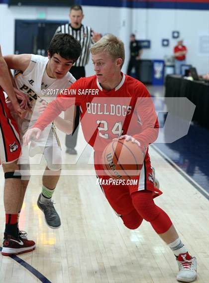 Thumbnail 3 in Peetz vs. Otis photogallery.