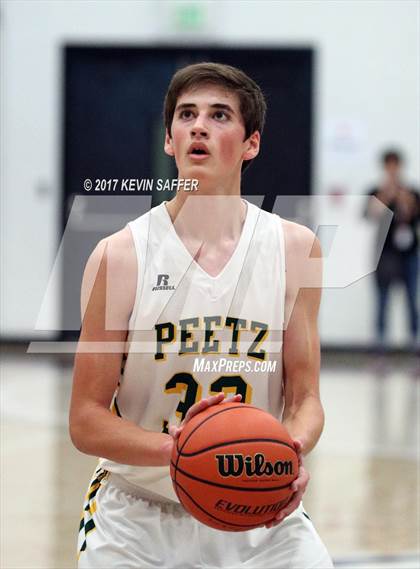 Thumbnail 2 in Peetz vs. Otis photogallery.