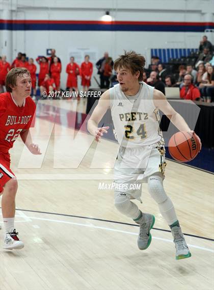 Thumbnail 2 in Peetz vs. Otis photogallery.