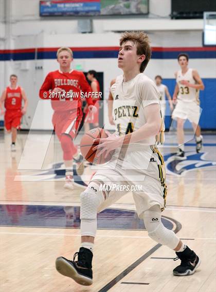 Thumbnail 1 in Peetz vs. Otis photogallery.