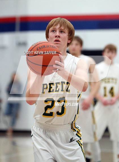 Thumbnail 2 in Peetz vs. Otis photogallery.
