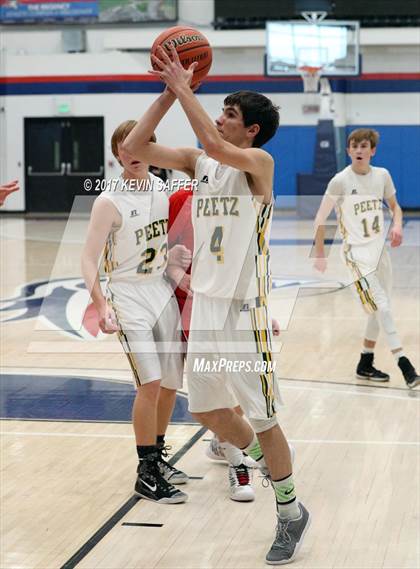Thumbnail 2 in Peetz vs. Otis photogallery.