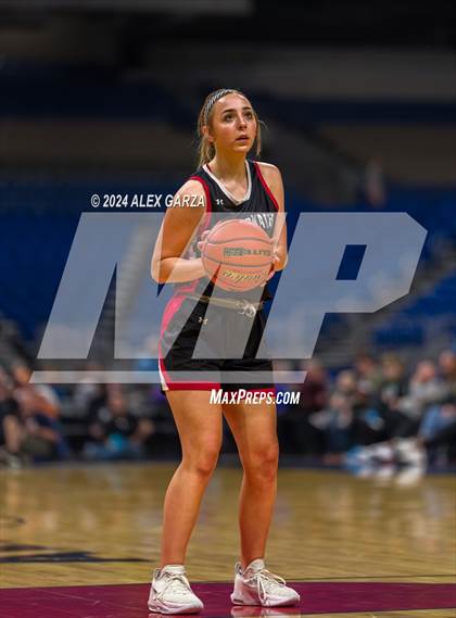 Thumbnail 3 in Rains vs. Shallowater (UIL 3A Basketball Semifinal) photogallery.