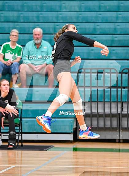 Thumbnail 3 in Brenham vs College Station photogallery.