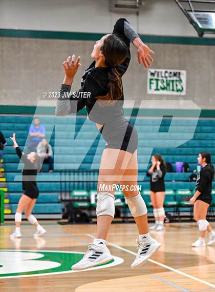 Thumbnail 1 in Brenham vs College Station photogallery.