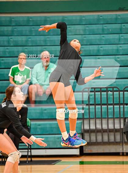 Thumbnail 2 in Brenham vs College Station photogallery.