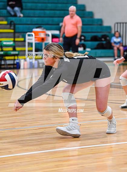 Thumbnail 3 in Brenham vs College Station photogallery.