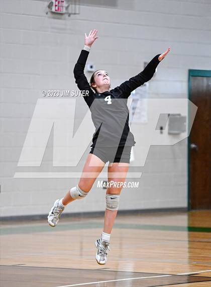 Thumbnail 1 in Brenham vs College Station photogallery.