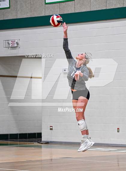 Thumbnail 3 in Brenham vs College Station photogallery.