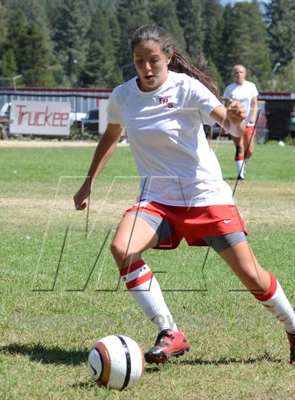 Thumbnail 3 in Spring Creek @ Truckee photogallery.