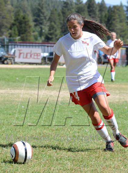 Thumbnail 2 in Spring Creek @ Truckee photogallery.