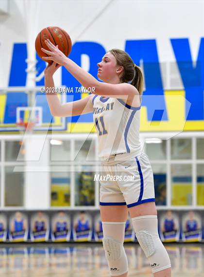 Thumbnail 1 in Gorman @ Huckabay photogallery.