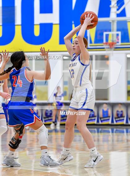 Thumbnail 1 in Gorman @ Huckabay photogallery.