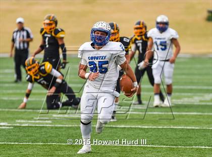 Thumbnail 2 in Follett vs. Richland Springs (UIL 1A Six-Man Final) photogallery.