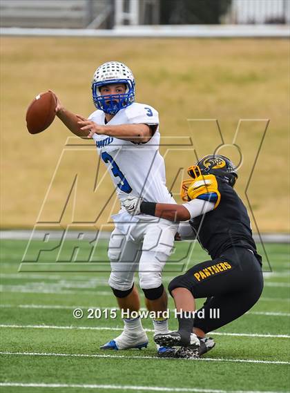 Thumbnail 2 in Follett vs. Richland Springs (UIL 1A Six-Man Final) photogallery.