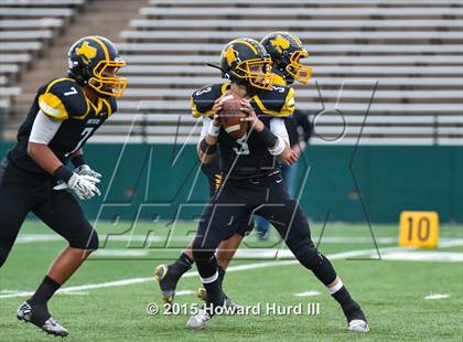 Thumbnail 3 in Follett vs. Richland Springs (UIL 1A Six-Man Final) photogallery.