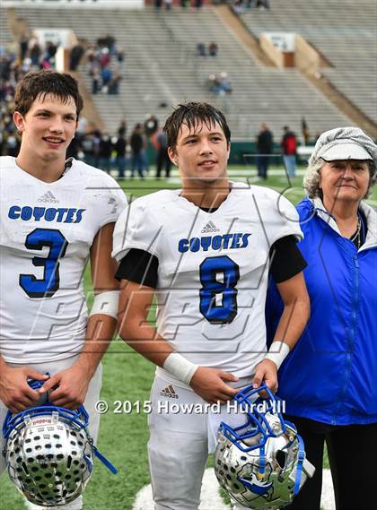Thumbnail 3 in Follett vs. Richland Springs (UIL 1A Six-Man Final) photogallery.