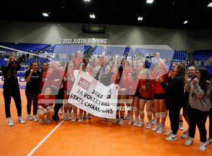 Thumbnail 3 in Lavaca vs. Mansfield (AAA 2A State Final) photogallery.