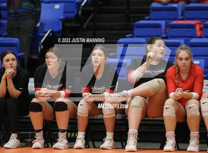 Thumbnail 2 in Lavaca vs. Mansfield (AAA 2A State Final) photogallery.