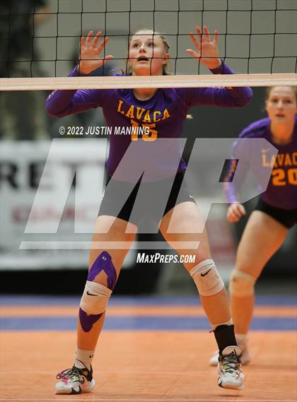 Thumbnail 1 in Lavaca vs. Mansfield (AAA 2A State Final) photogallery.