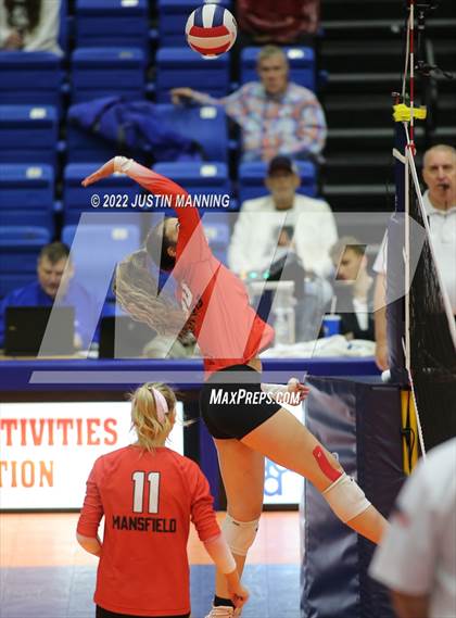 Thumbnail 1 in Lavaca vs. Mansfield (AAA 2A State Final) photogallery.
