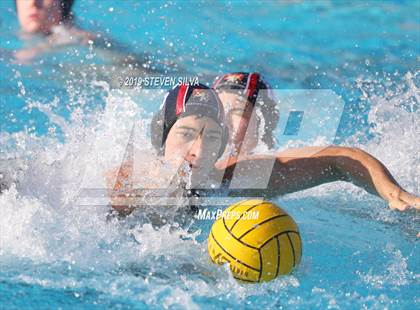 Thumbnail 3 in Harvard-Westlake vs. Huntington Beach (CIF SoCal Regional D1 Semifinal) photogallery.