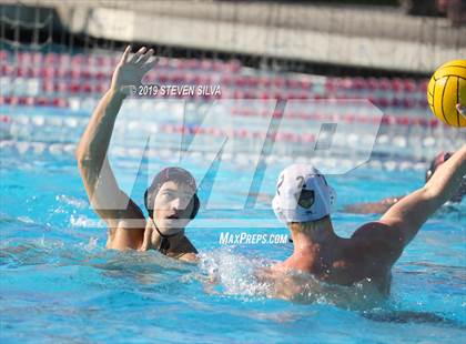 Thumbnail 3 in Harvard-Westlake vs. Huntington Beach (CIF SoCal Regional D1 Semifinal) photogallery.