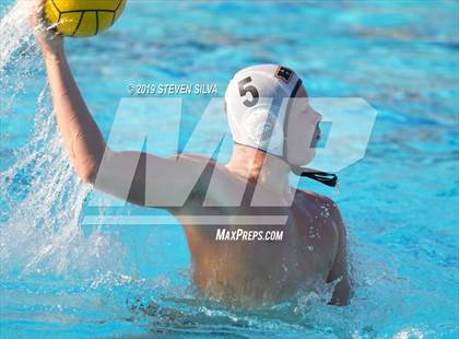 Thumbnail 2 in Harvard-Westlake vs. Huntington Beach (CIF SoCal Regional D1 Semifinal) photogallery.