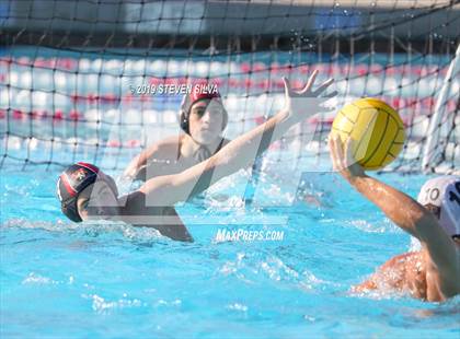 Thumbnail 2 in Harvard-Westlake vs. Huntington Beach (CIF SoCal Regional D1 Semifinal) photogallery.