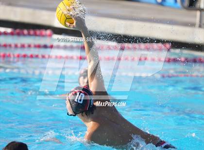 Thumbnail 2 in Harvard-Westlake vs. Huntington Beach (CIF SoCal Regional D1 Semifinal) photogallery.