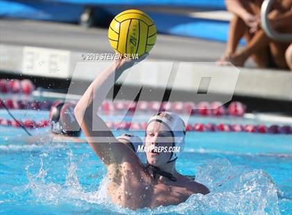 Thumbnail 2 in Harvard-Westlake vs. Huntington Beach (CIF SoCal Regional D1 Semifinal) photogallery.