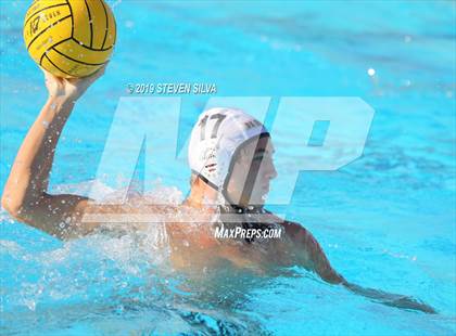 Thumbnail 3 in Harvard-Westlake vs. Huntington Beach (CIF SoCal Regional D1 Semifinal) photogallery.
