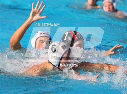Thumbnail 3 in Harvard-Westlake vs. Huntington Beach (CIF SoCal Regional D1 Semifinal) photogallery.