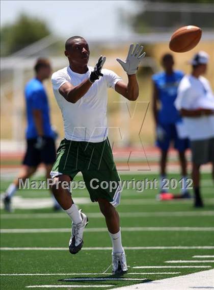 Thumbnail 2 in RT25 Receivers Camp (Sacramento) photogallery.
