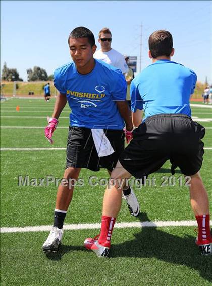 Thumbnail 2 in RT25 Receivers Camp (Sacramento) photogallery.
