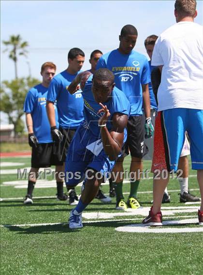 Thumbnail 1 in RT25 Receivers Camp (Sacramento) photogallery.