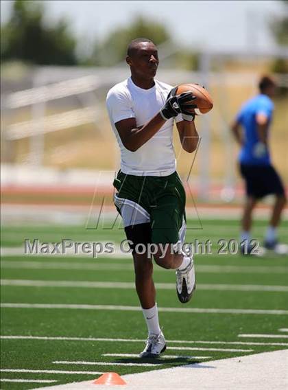 Thumbnail 1 in RT25 Receivers Camp (Sacramento) photogallery.