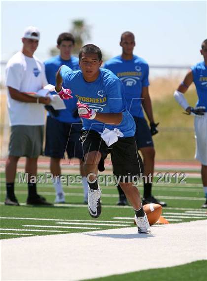 Thumbnail 1 in RT25 Receivers Camp (Sacramento) photogallery.