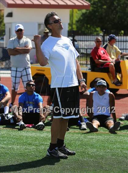 Thumbnail 2 in RT25 Receivers Camp (Sacramento) photogallery.