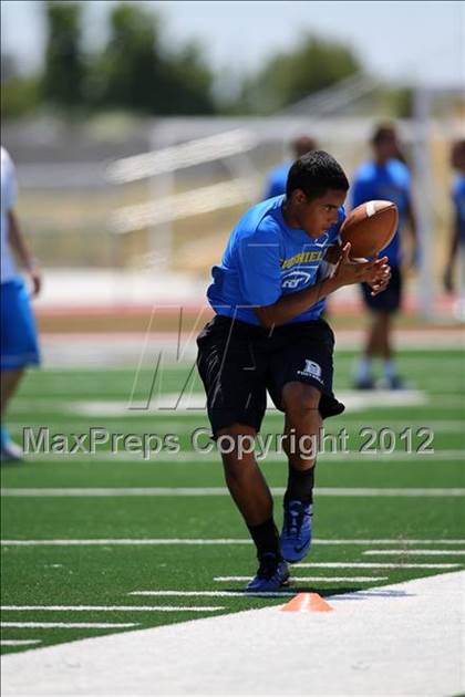 Thumbnail 2 in RT25 Receivers Camp (Sacramento) photogallery.