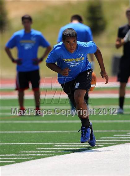 Thumbnail 1 in RT25 Receivers Camp (Sacramento) photogallery.