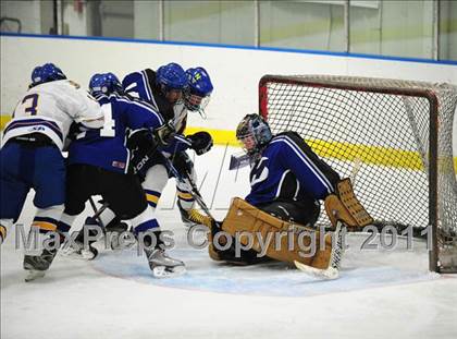 Thumbnail 1 in Hall/Southington @ Newington/Berlin photogallery.