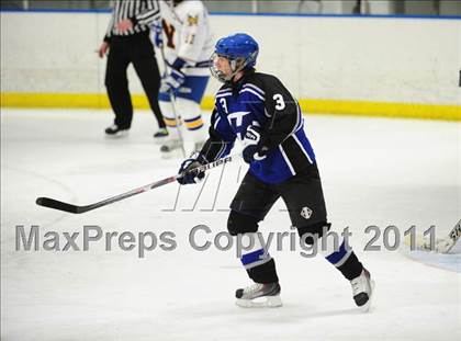 Thumbnail 1 in Hall/Southington @ Newington/Berlin photogallery.