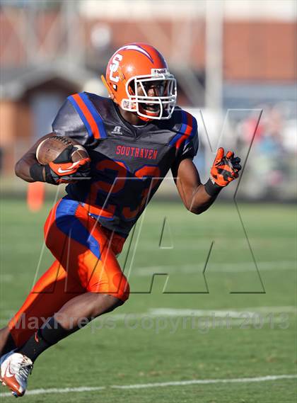 Thumbnail 1 in Mitchell @ Southaven photogallery.