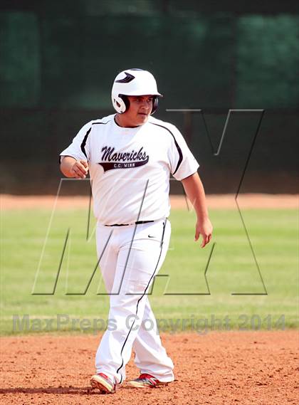 Thumbnail 3 in Uvalde vs. Winn (Border Olympics) photogallery.