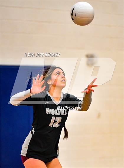 Thumbnail 3 in Desert Mountain @ Casteel photogallery.